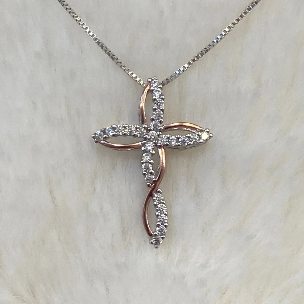 Rose Silver Cross - Picture 1 of 6